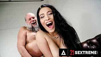 Curvy Gal Helps Old Man With His Titty Obsession video